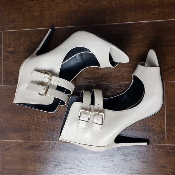 Rock & Republic Double Strap Heels - Picture 4 of 12